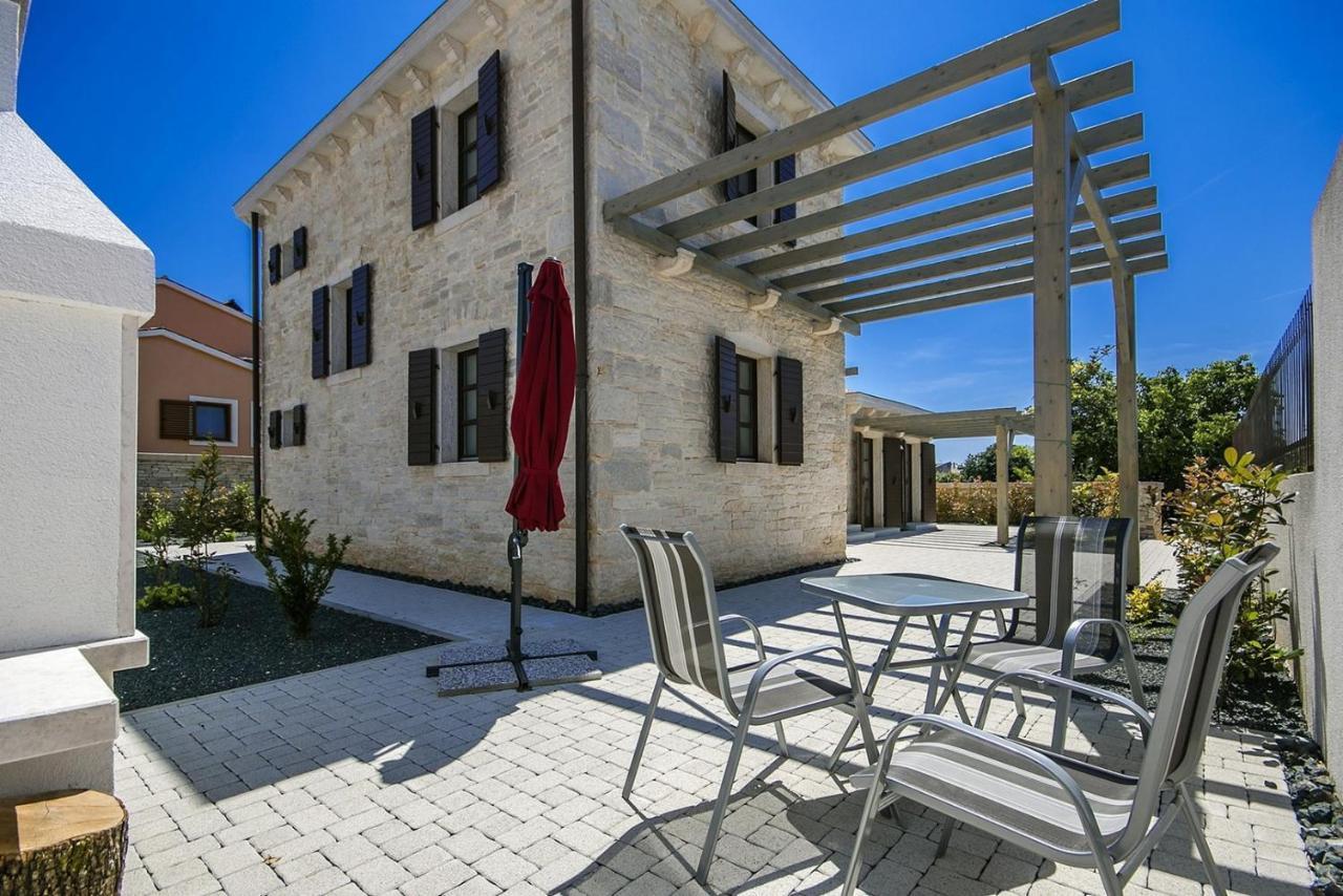 Stone Villa Zahara Ližnjan Eksteriør billede