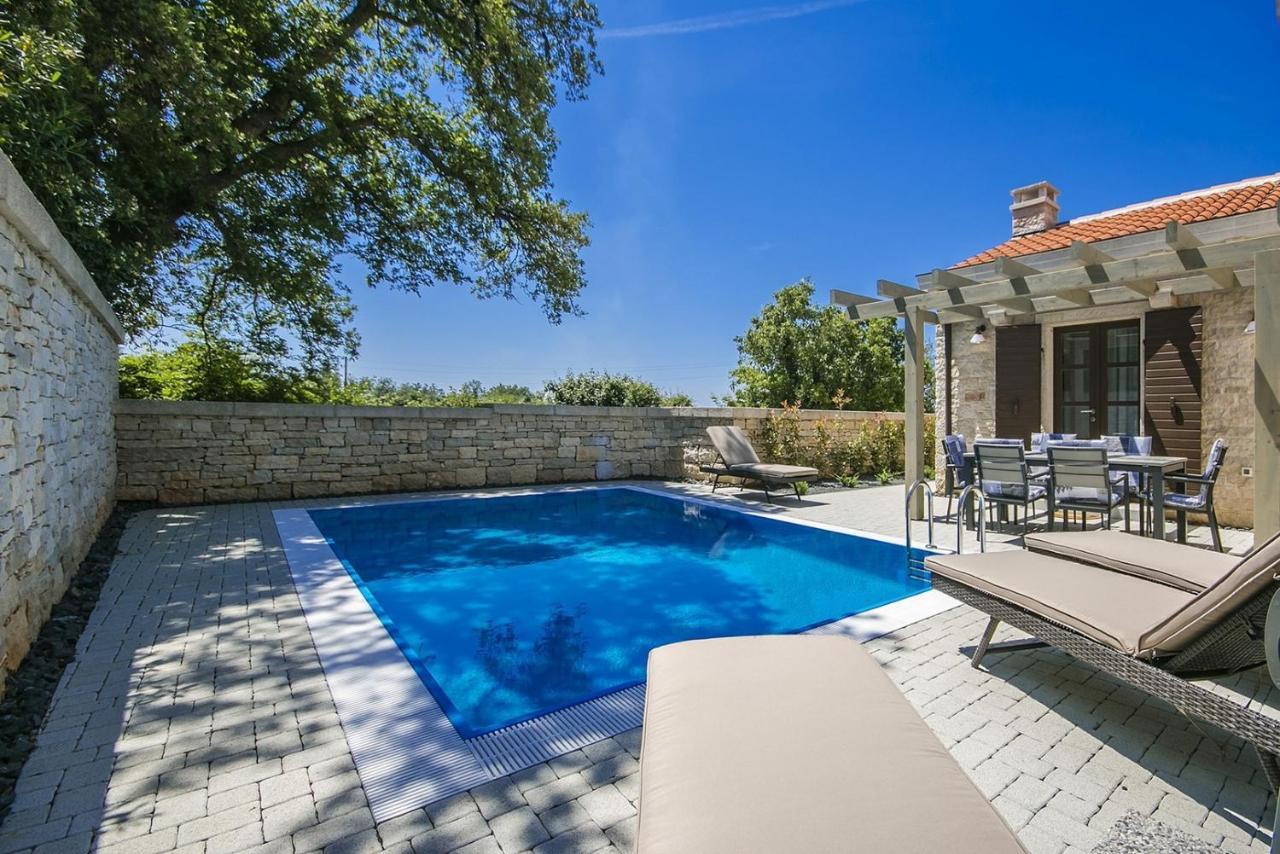 Stone Villa Zahara Ližnjan Eksteriør billede